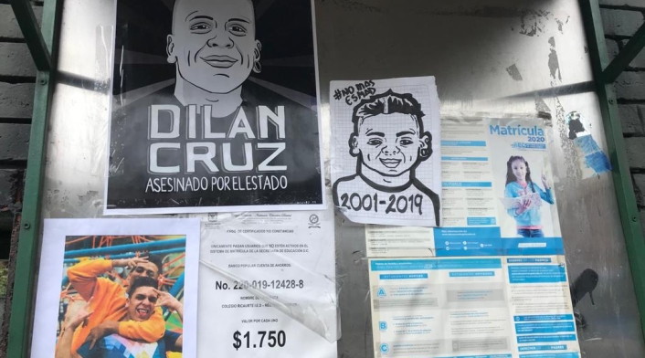 Compañeros de Dilan Cruz lo recuerdan en su colegio.