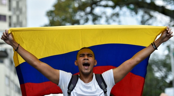 Manifestante durante la jornada de paro nacional.