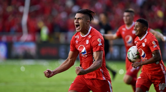 Carlos Sierra - América