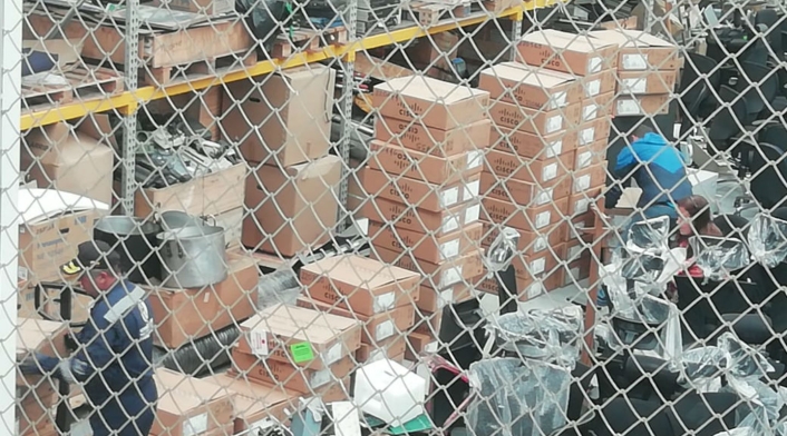 Equipos que Aerocivil tiene en una bodega