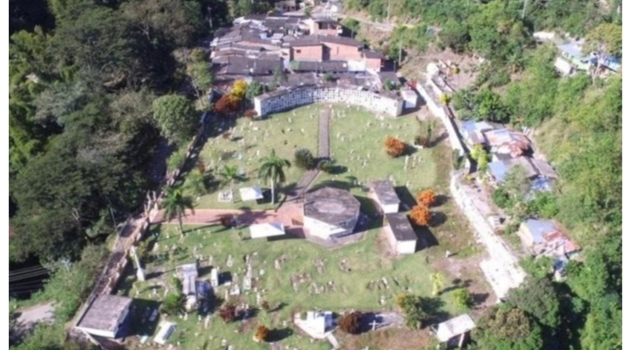 Cementerio Las Mercedes Dadeiba, Antioquia Cementerio Las Mercedes Dadeiba, Antioquia