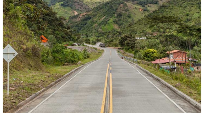 Via Quibdó - Medellín Via Quibdó - Medellín