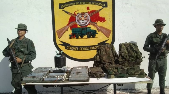 Explosivos que la FANB dice haber incautado en frontera con Colombia