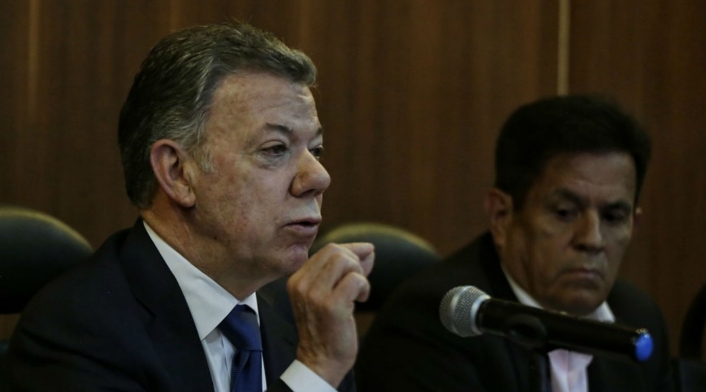 Juan Manuel Santos rindió versión libre en el CNE Juan Manuel Santos rindió versión libre en el CNE