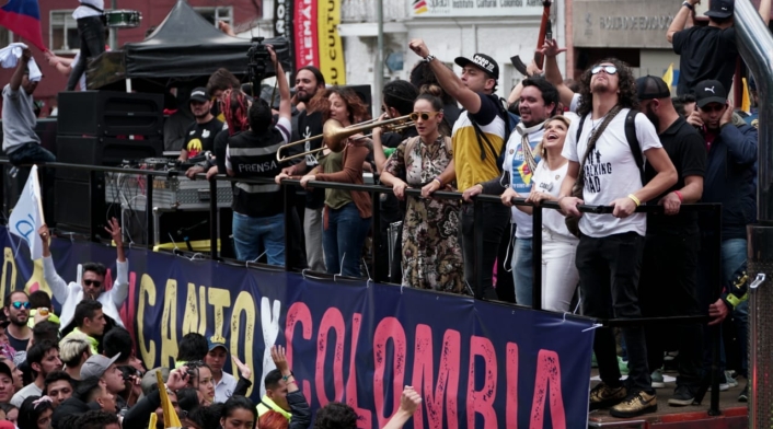 CANTO POR COLOMBIA