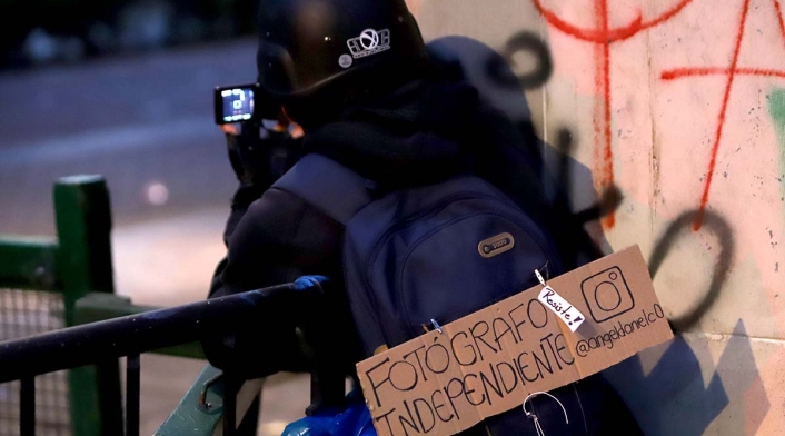 Impactantes imagenes de encapuchados y vandalismo en paro nacional / 21 de enero