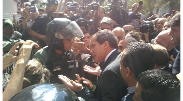 Guaidó y Guardia venezolana