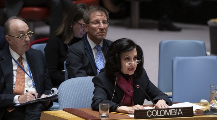 La Canciller, Claudia Blum