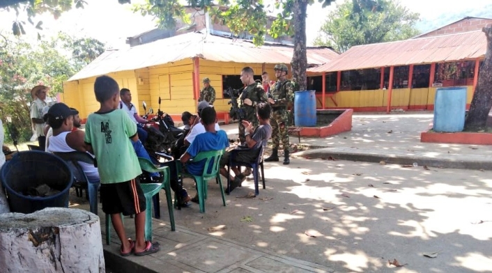 Tropas del Ejército hacen presencia en Tarazá, Antioquia