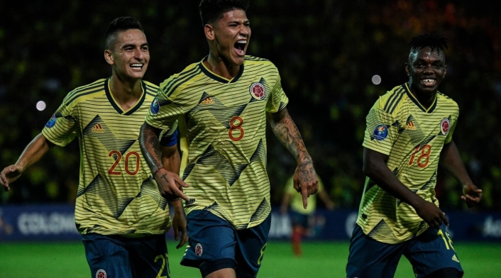 Jorge Carrascal celebra gol con selección Colombia sub 23 Jorge Carrascal celebra gol con selección Colombia sub 23