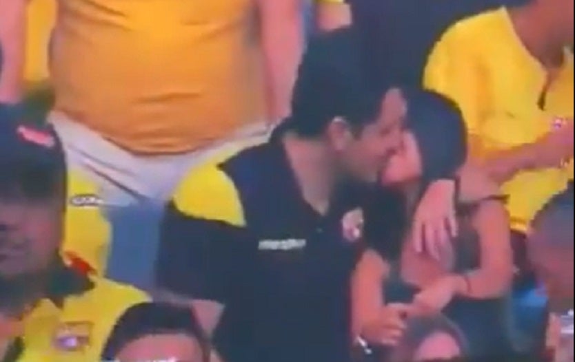 Kiss cam