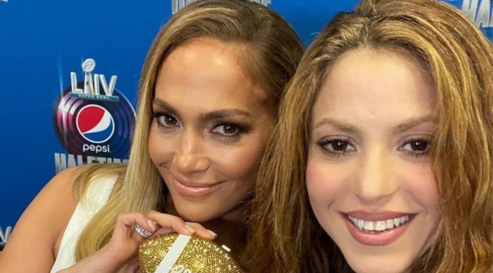 Shakira y JLo Shakira y JLo