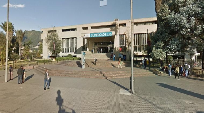 SuperCADE Avenida Carrera 30