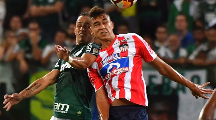 Víctor Cantillo, Junior