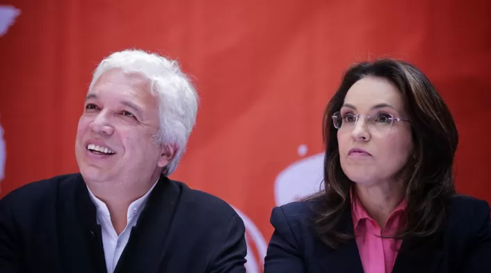 Viviane Morales y Carlos Alonso Lucio