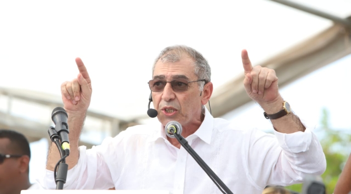 El mandatario se posesionó en una ceremonia realizada en La Perimetral.