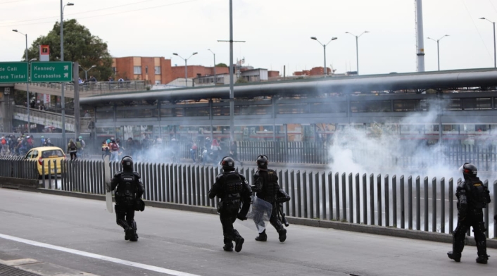 Enfrentamientos en la avenida de las Américas
