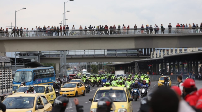 Enfrentamientos en la avenida de las Américas