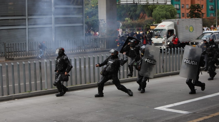 Enfrentamientos en la avenida de las Américas