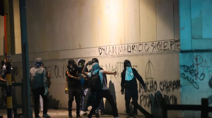 Enfrentamientos en la Plaza de Bolívar