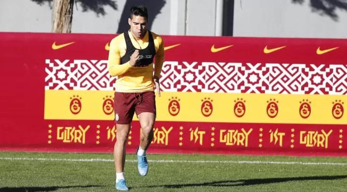 Falcao García entrenando con el Galatasaray