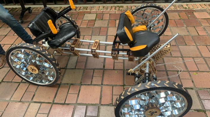 Anuro, carro espacial