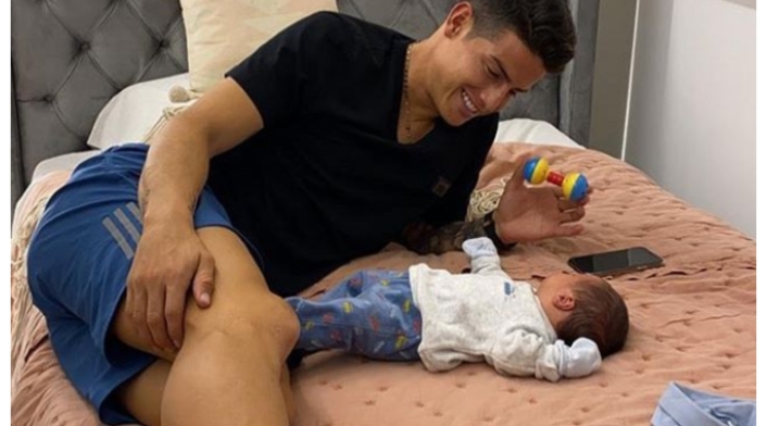 James Rodríguez y su hijo