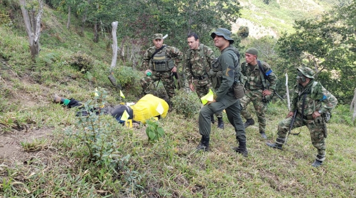 Dos militares muertos dejan combates en el Cauca Dos militares muertos dejan combates en el Cauca