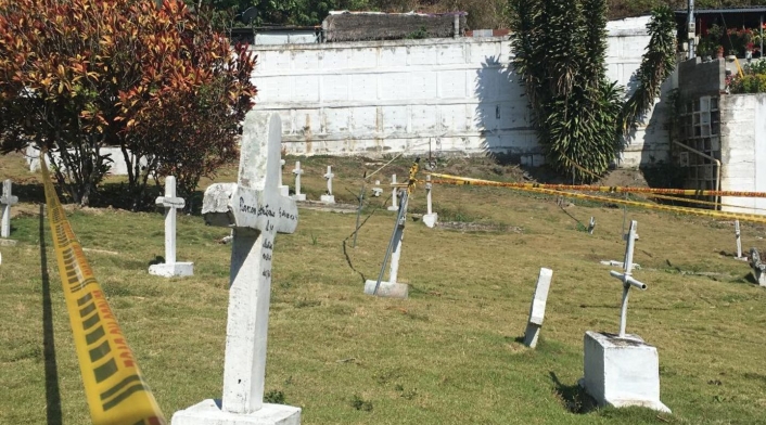 Han sido los mismos campesinos y agricultores de Dabeiba quienes han ayudado con las excavaciones en el cementerio Las Mercedes.
