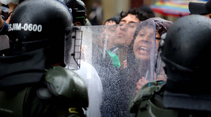 Disturbios avenida Caracas - Febrero 21