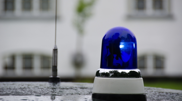 Policía