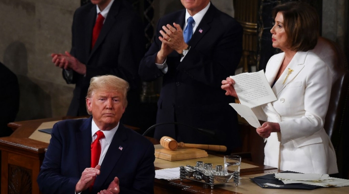 Nancy Pelosi rompió el discurso de Trump