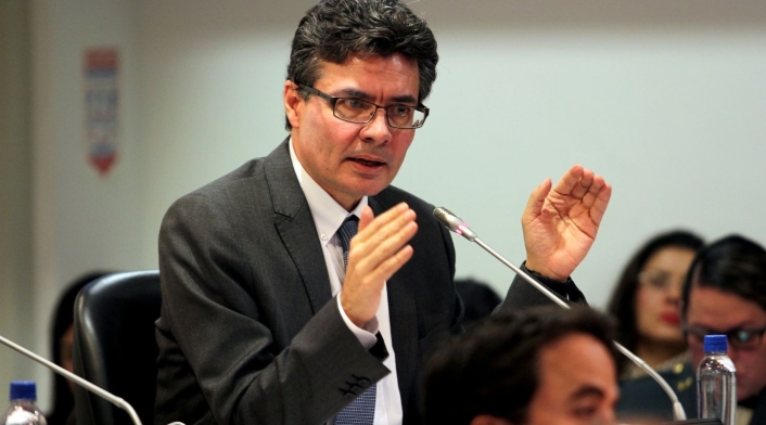 Alejandro Gaviria Alejandro Gaviria
