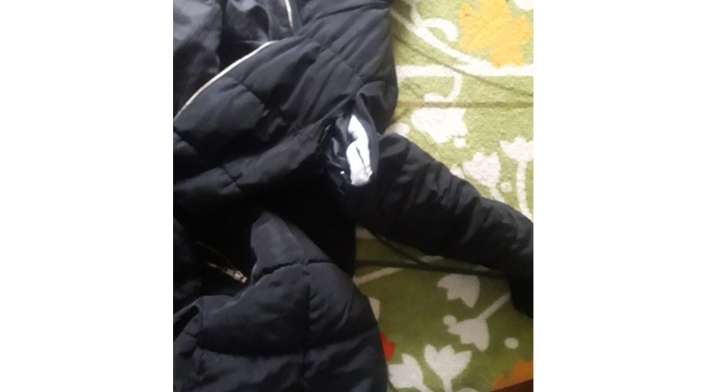 Chaqueta rota en medio de caso de acoso sexual