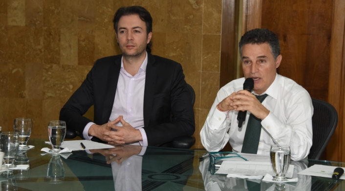 Daniel Quintero, alcalde de Medellín, y Aníbal Gaviria, gobernador de Antioquia