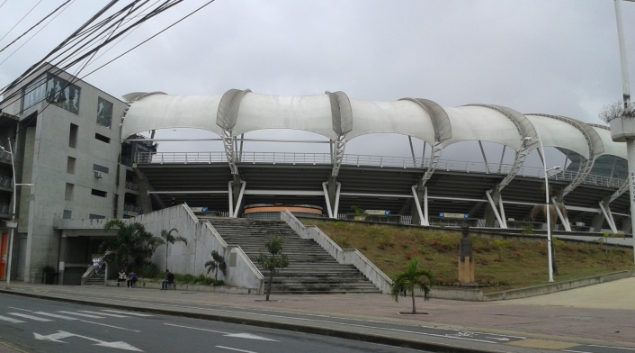 Instalarán cámaras con identificación facial en estadios del país