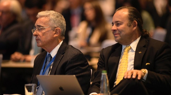 Luis Guillermo ‘Luigi’ Echeverri junto al presidente Álvaro Uribe Vélez Luis Guillermo ‘Luigi’ Echeverri junto al presidente Álvaro Uribe Vélez