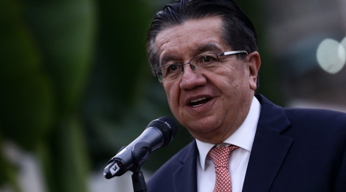 Fernando Ruíz, Ministro de Salud