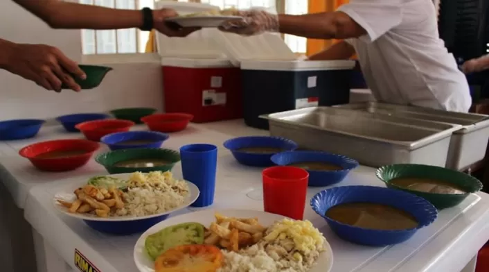 Programa de Alimentación Escolar Programa de Alimentación Escolar