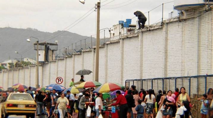 También fueron suspendidas las diligencia de los abogados en los centros penitenciarios.