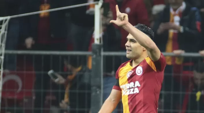 Falcao en el Galatasaray Falcao en el Galatasaray