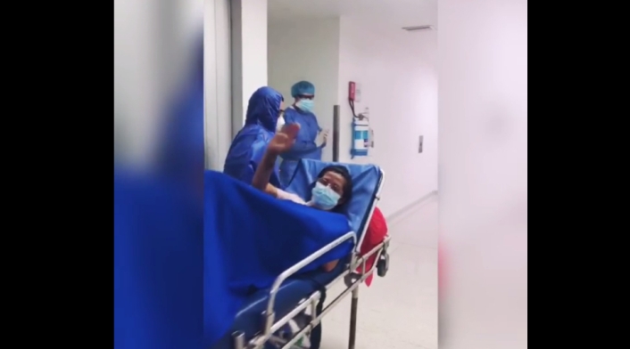 Alba Cecilia Flórez, recuperada en Medellín de COVID-19