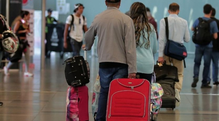 Colombianos varados en Guayaquil solicitan vuelo humanitario
