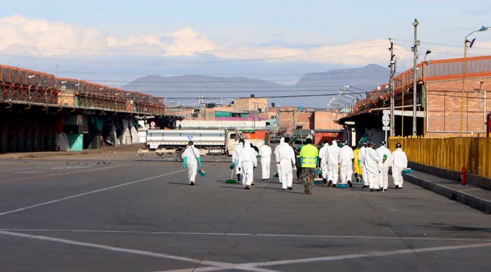 Así fue el proceso de desinfección de Corabastos en Bogotá en medio de la amenaza del coronavirus.