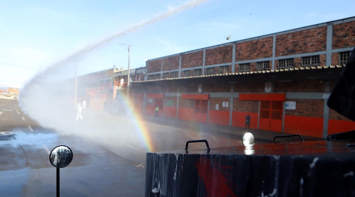 Así fue el proceso de desinfección de Corabastos en Bogotá en medio de la amenaza del coronavirus.