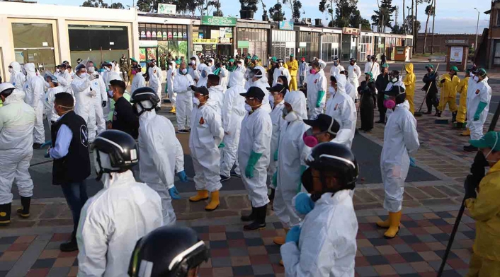 Así fue el proceso de desinfección de Corabastos en Bogotá en medio de la amenaza del coronavirus.