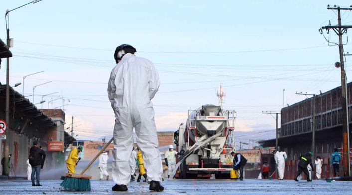 Así fue el proceso de desinfección de Corabastos en Bogotá en medio de la amenaza del coronavirus.