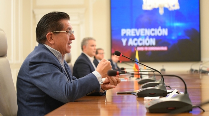 Fernando Ruíz, ministro de Salud Fernando Ruíz, ministro de Salud