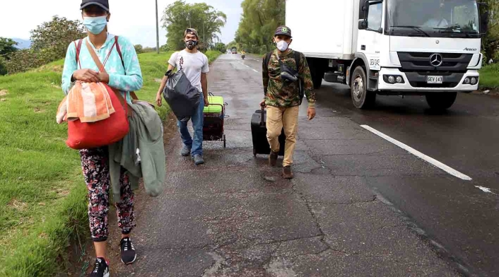 Nos dieron la espalda: venezolanos que regresan a su país