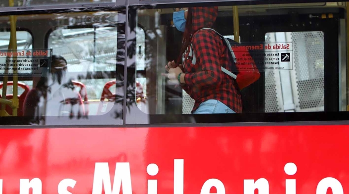 Uso de tapabocas en Transmilenio